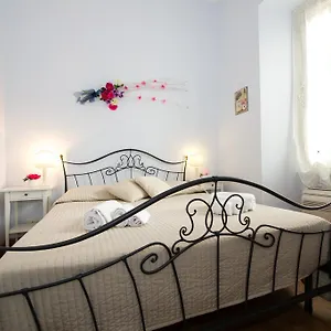 Candia Apartment