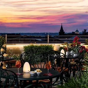Hotel Marcella Royal - Rooftop Garden, Rome