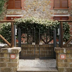 il-casale-di-luna.it-tuscanyhotel.com/