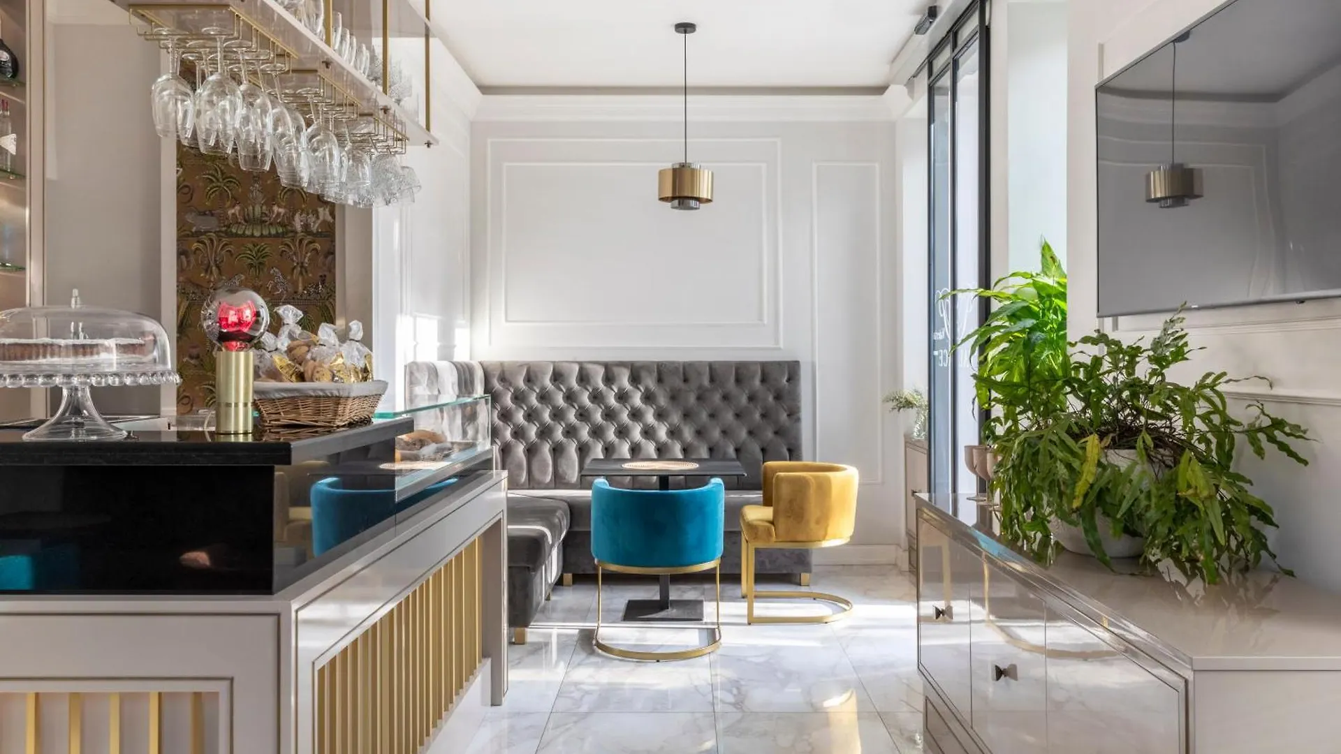 Livia Valeria Palace Rome