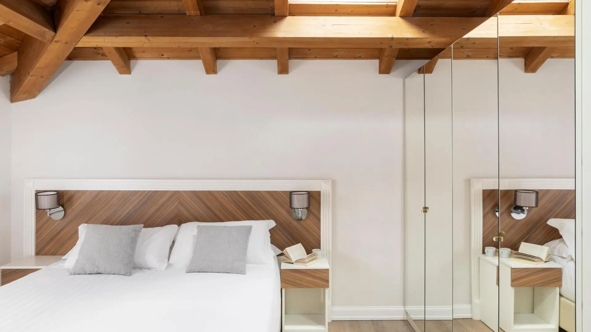 Aparthotel Livia Valeria Palace Rome
